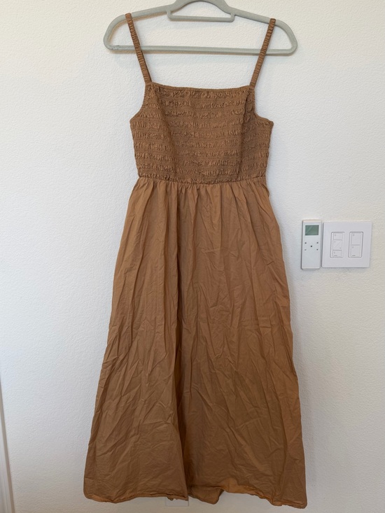 Old Navy Dresses & Skirts - Old Navy Smocked Bodice Maxi Dress with Open Back